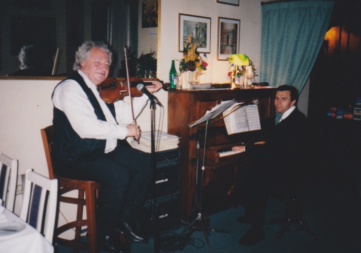 Se Zdeňkem Hudákem 2003 v restauraci Le Saint Jacques